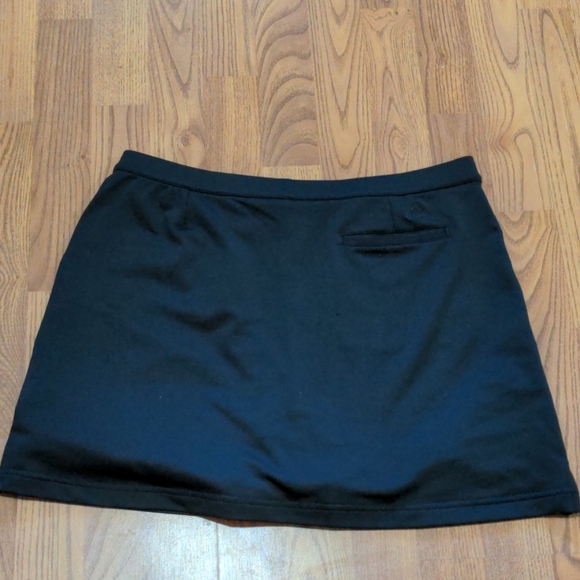 Adidas Climacool Skort 6" inseam - Picture 8 of 9